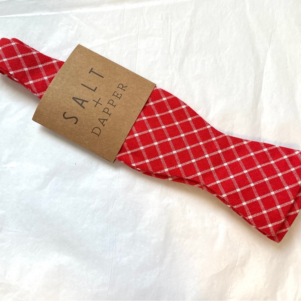 NWT Salt & Dapper Bowtie Red‎ White Plaid